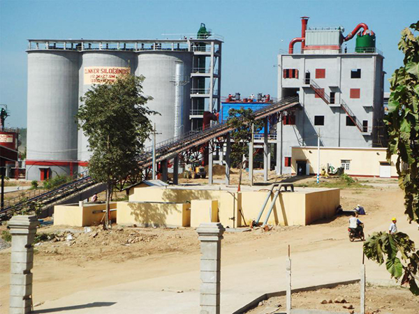 Equipement de broyage de ciment (Production Annuelle: 500 000 Tonnes)